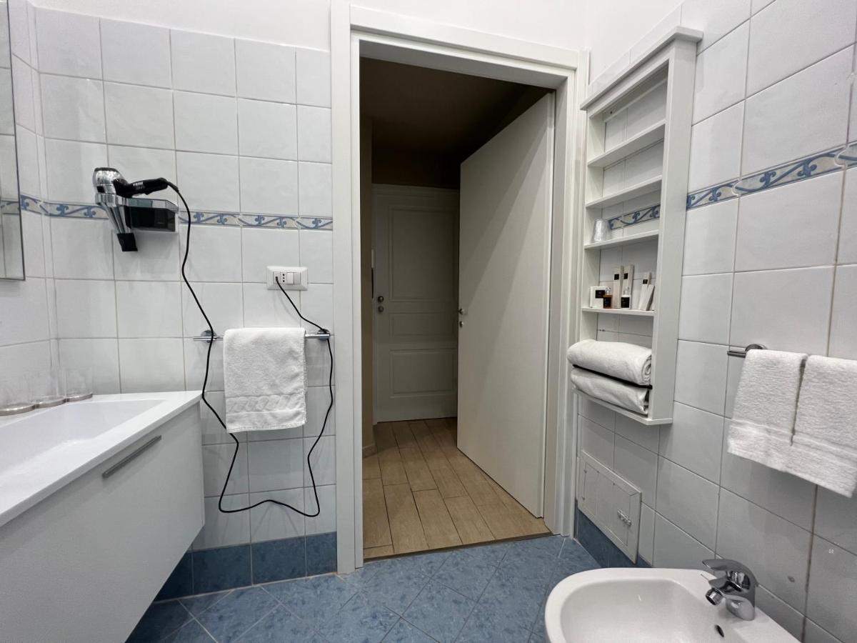 Relais Ranieri Bed & Breakfast Наполи Екстериор снимка