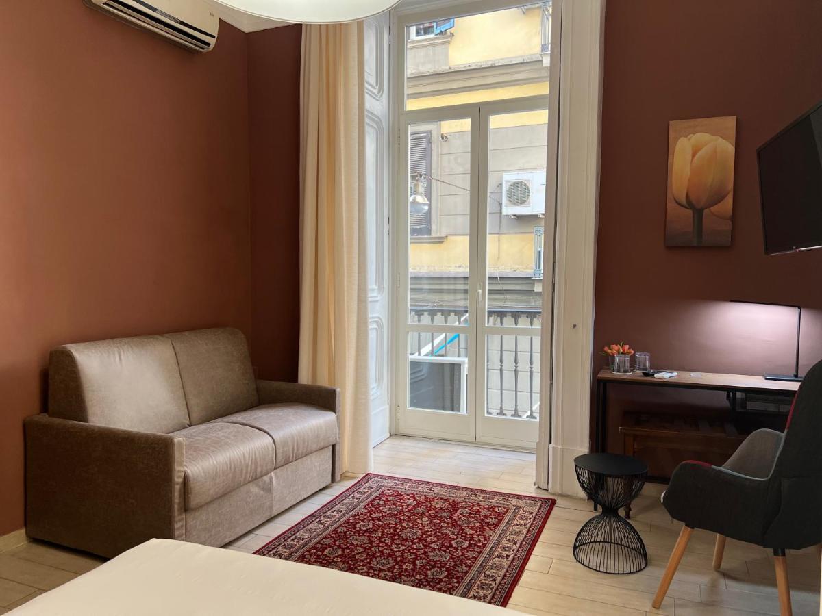 Relais Ranieri Bed & Breakfast Наполи Екстериор снимка